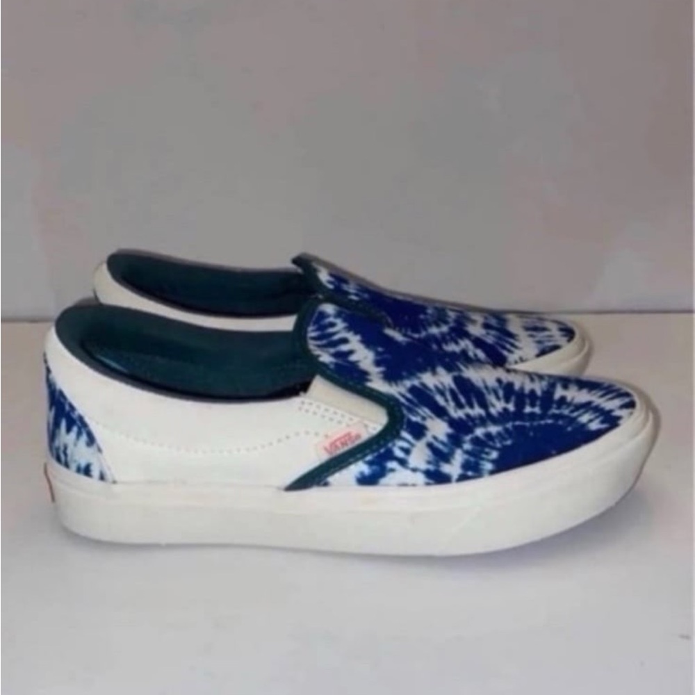 Vans Comfycush Slip On Shoes Blue Tie Dye Womans 7u